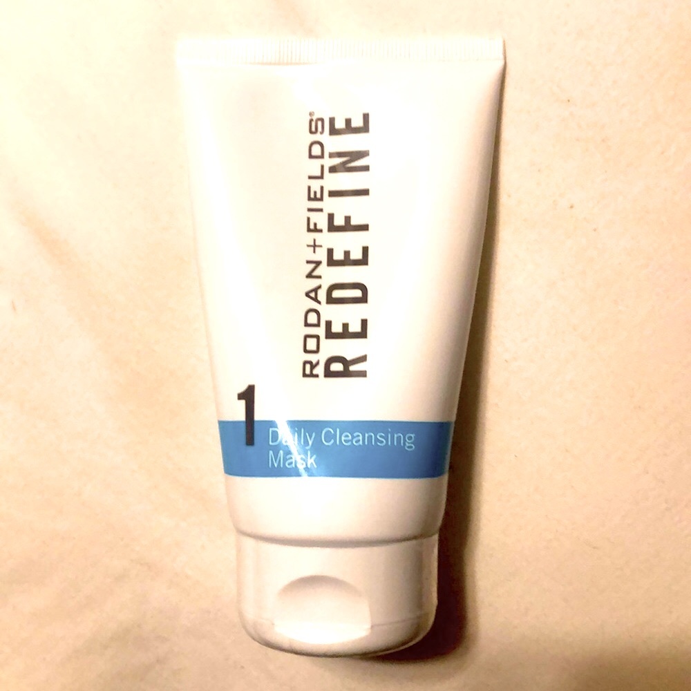 Rodan + Fields Redefine Daily Cleansing Mask